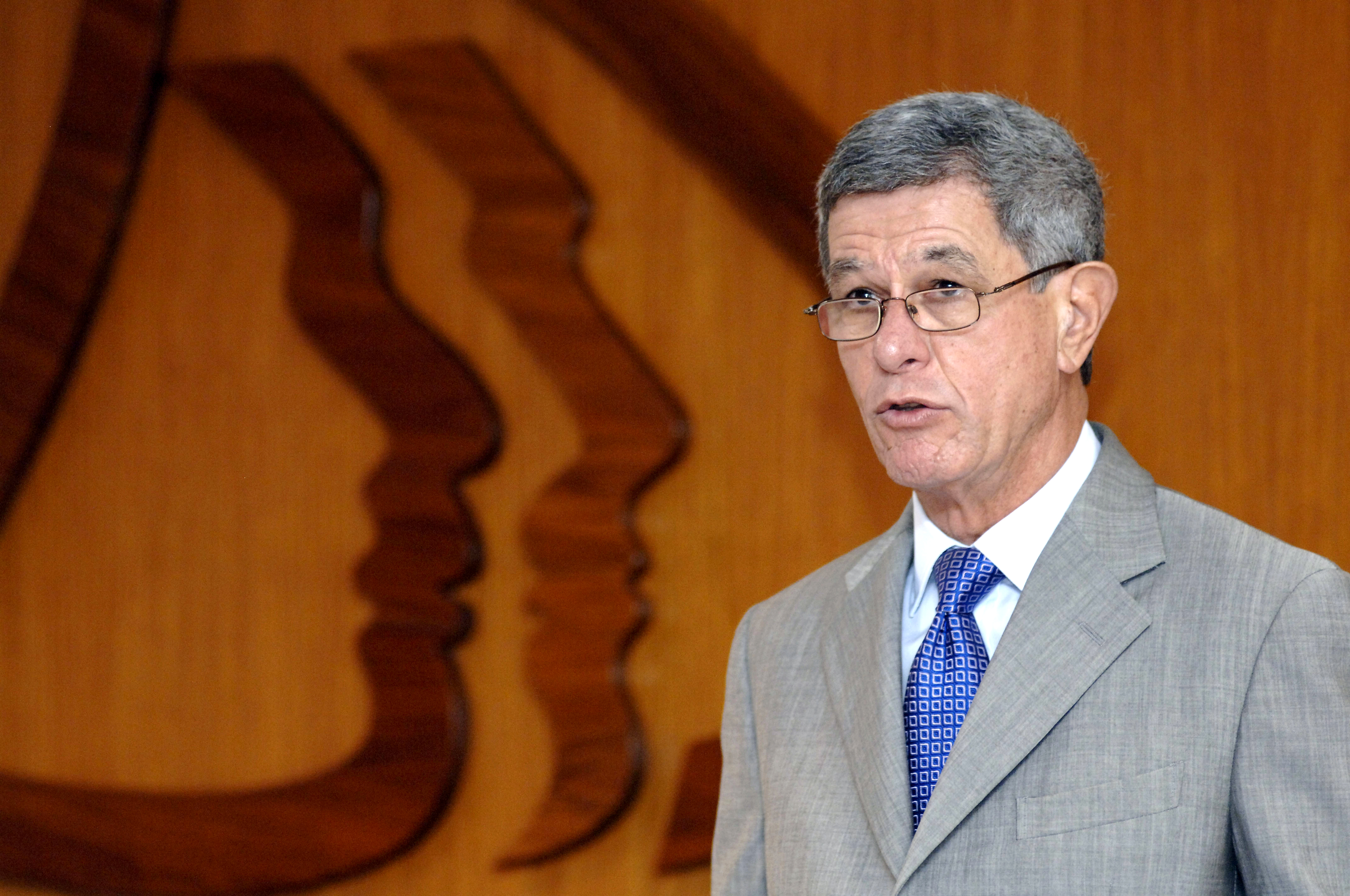 N-Calédonie: le sénateur Frogier veut "écarter" la possibilité d'autres référendums