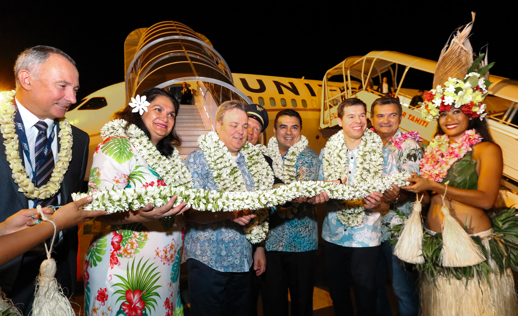 Cérémonie officielle pour l'arrivée à Tahiti du premier vol United Airlines
