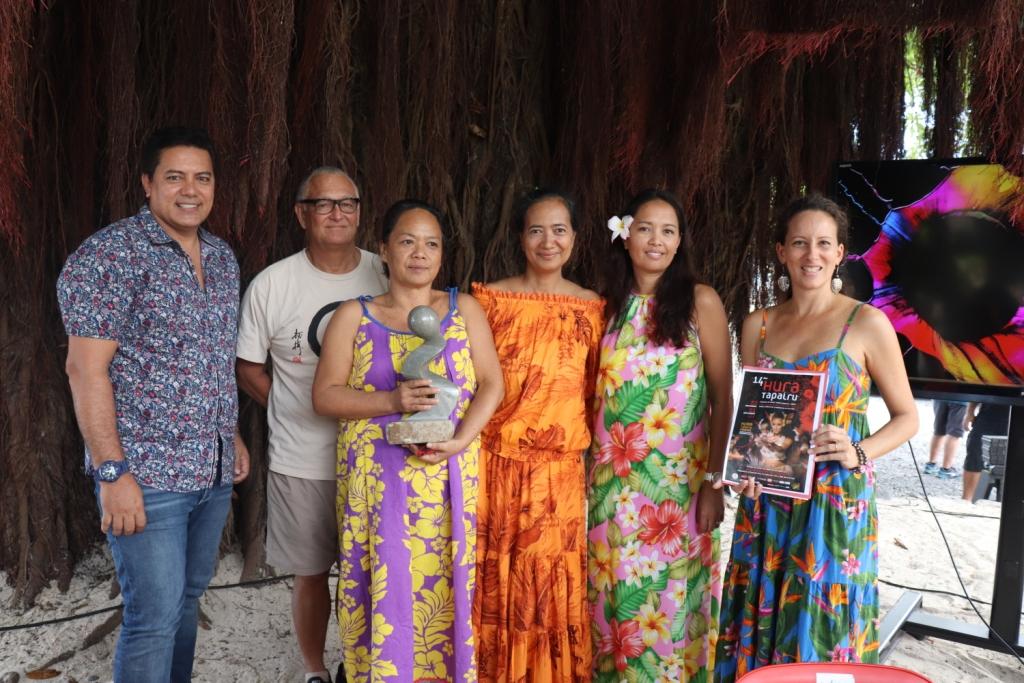 "On peut dire aujourd'hui que le Hura Tapairu est devenu une quasi-institution", s'est exclamé Jean-Christophe Shigetomi, directeur adjoint de la Maison de la culture.