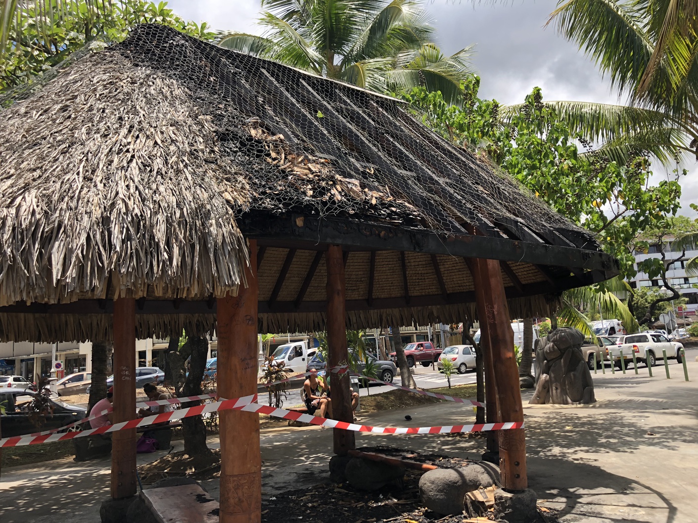 Après un premier incendie vendredi, un second est survenu ce dimanche à proximité de la marina.