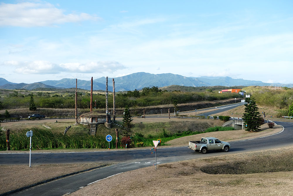 Levée des barrages dressés après le référendum prés de Nouméa