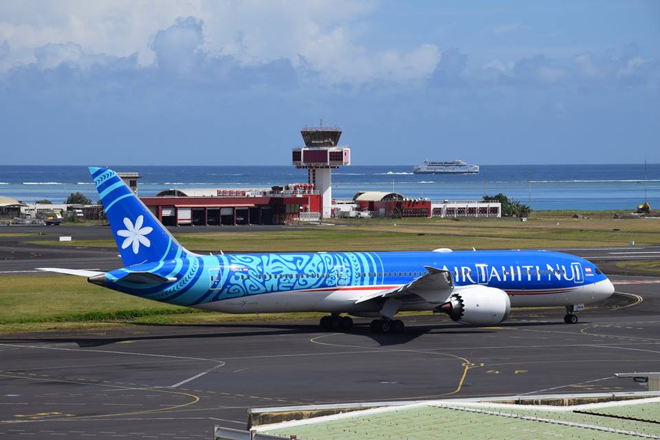 Premier vol commercial du Dreamliner d'Air Tahiti Nui