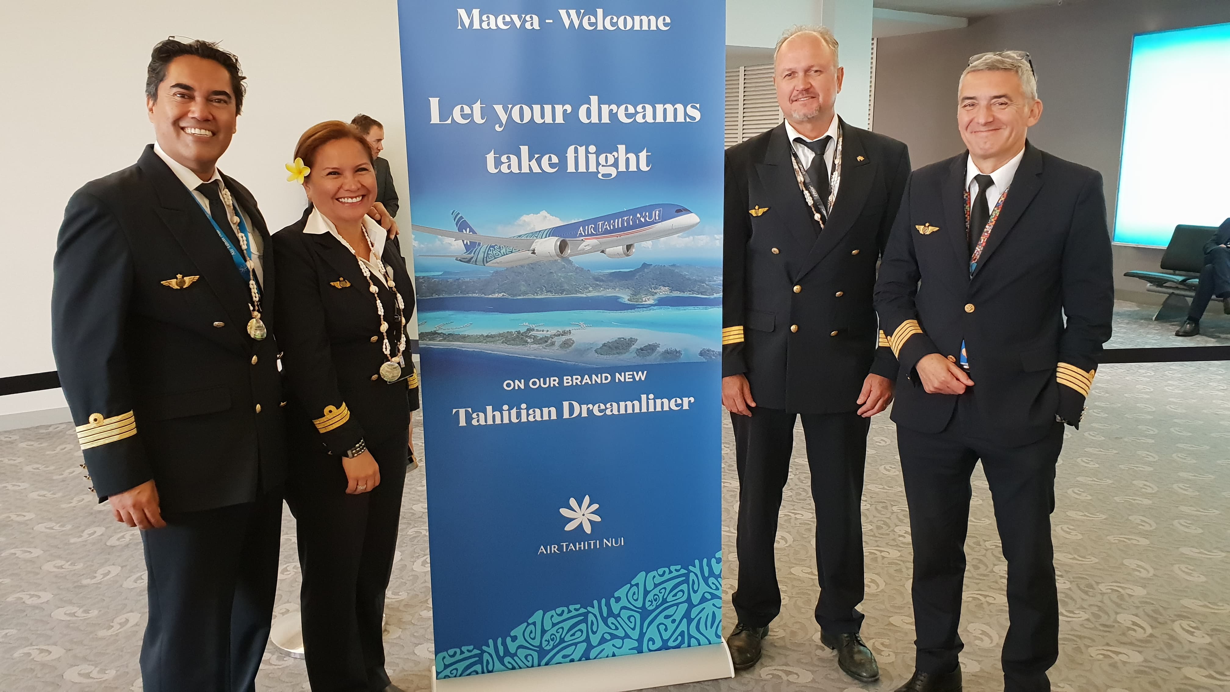 Premier vol commercial du Dreamliner d'Air Tahiti Nui