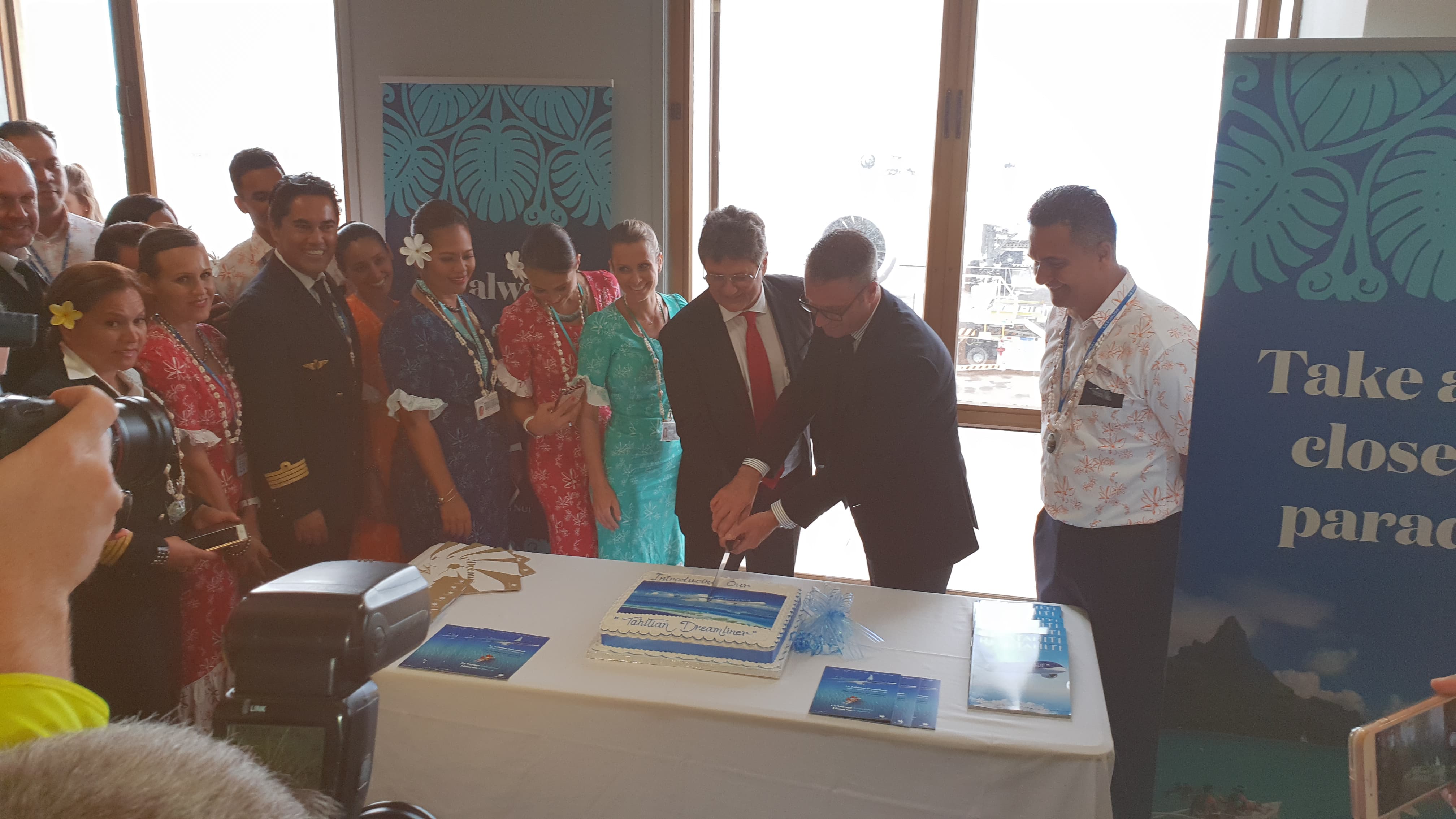 Premier vol commercial du Dreamliner d'Air Tahiti Nui