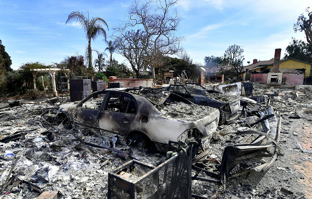 Pas d'accalmie sur le front des incendies en Californie