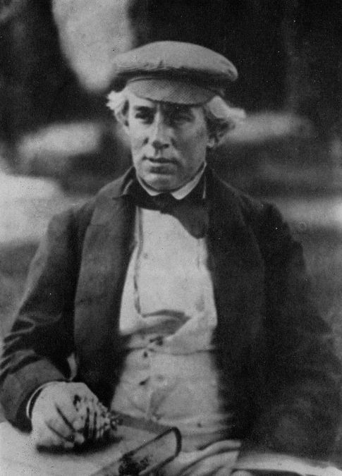 Lovell Augustus Reeve fut l’un des scientifiques qui étudia et décrivit le plus de spécimens ramenés par Hugh Cuming.