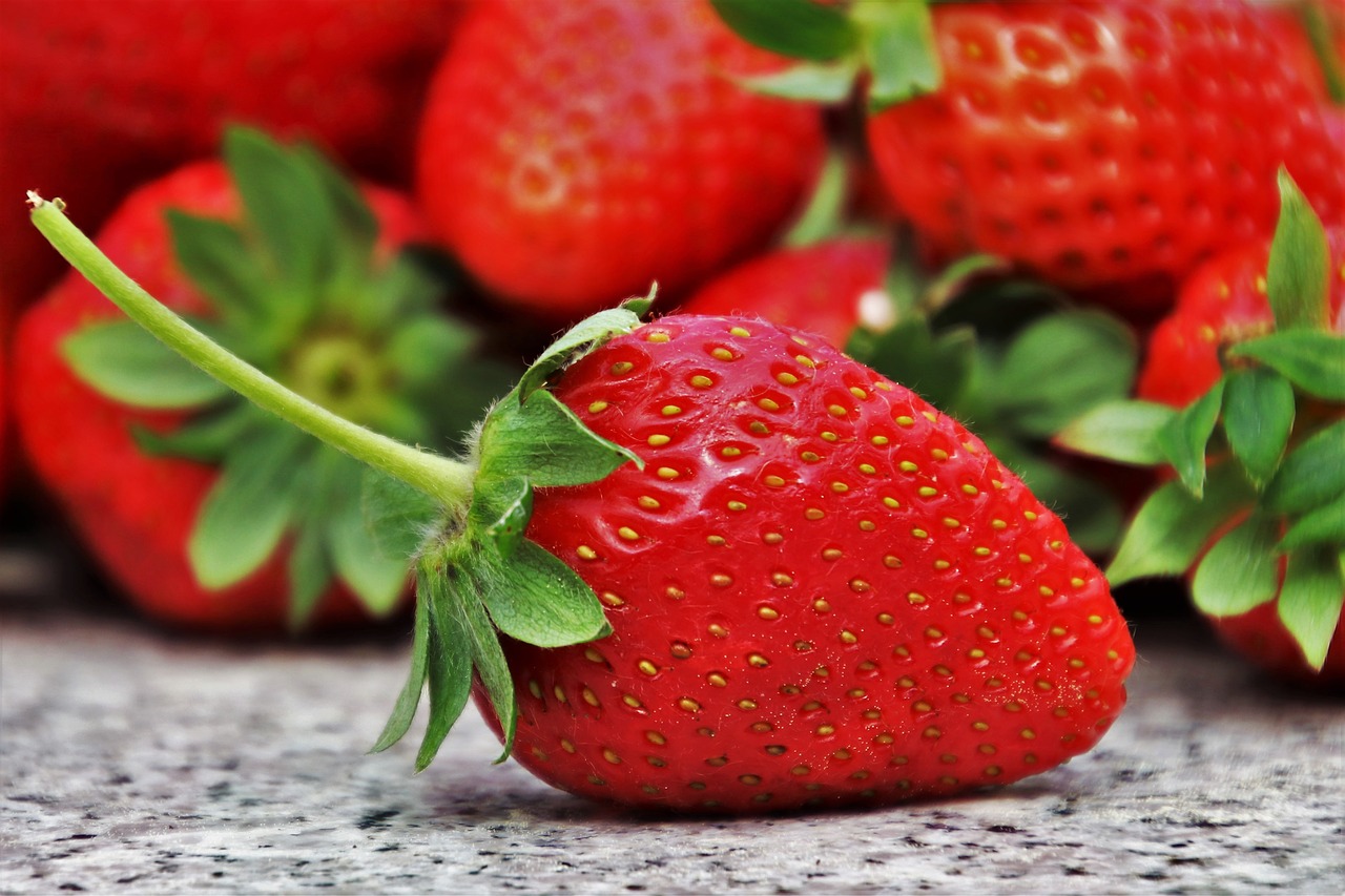 Mystère des fraises piégées: une aiguille découverte dans un fruit en Nouvelle-Zélande