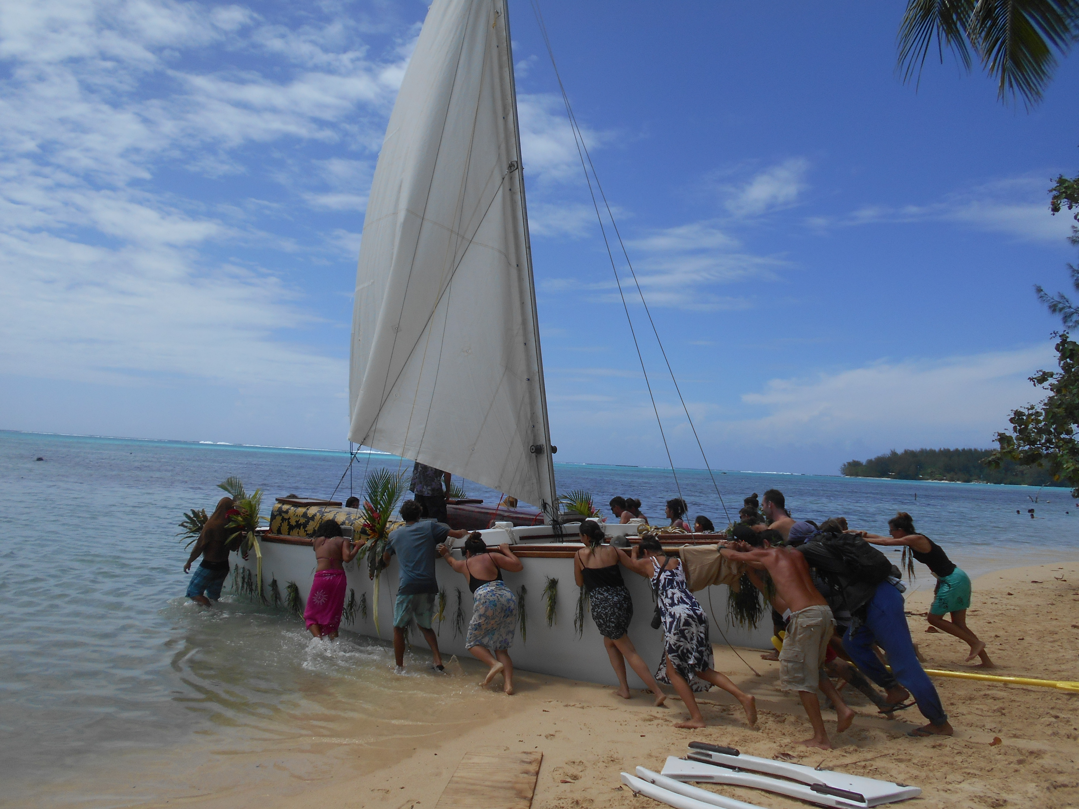 Vaapiti, la nouvelle pirogue double de Moorea.