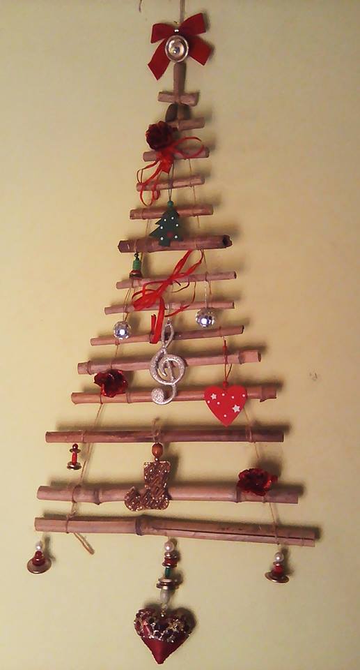 Il existe de nombreuses alternatives au sapin en plastique. Crédit Facebook.