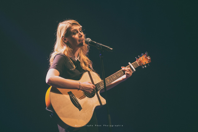 Gratuit Images Laura Laune A Tahiti Le 14 Juin Prochain dernière par