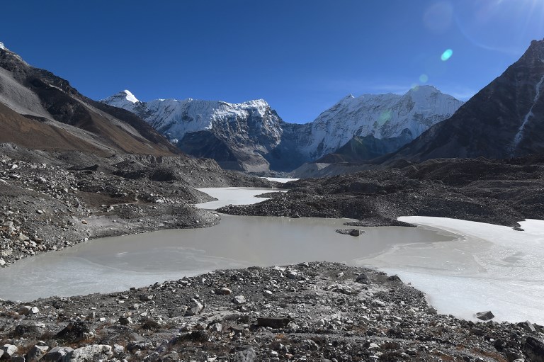 Au Népal, la bombe à retardement des lacs glaciaires