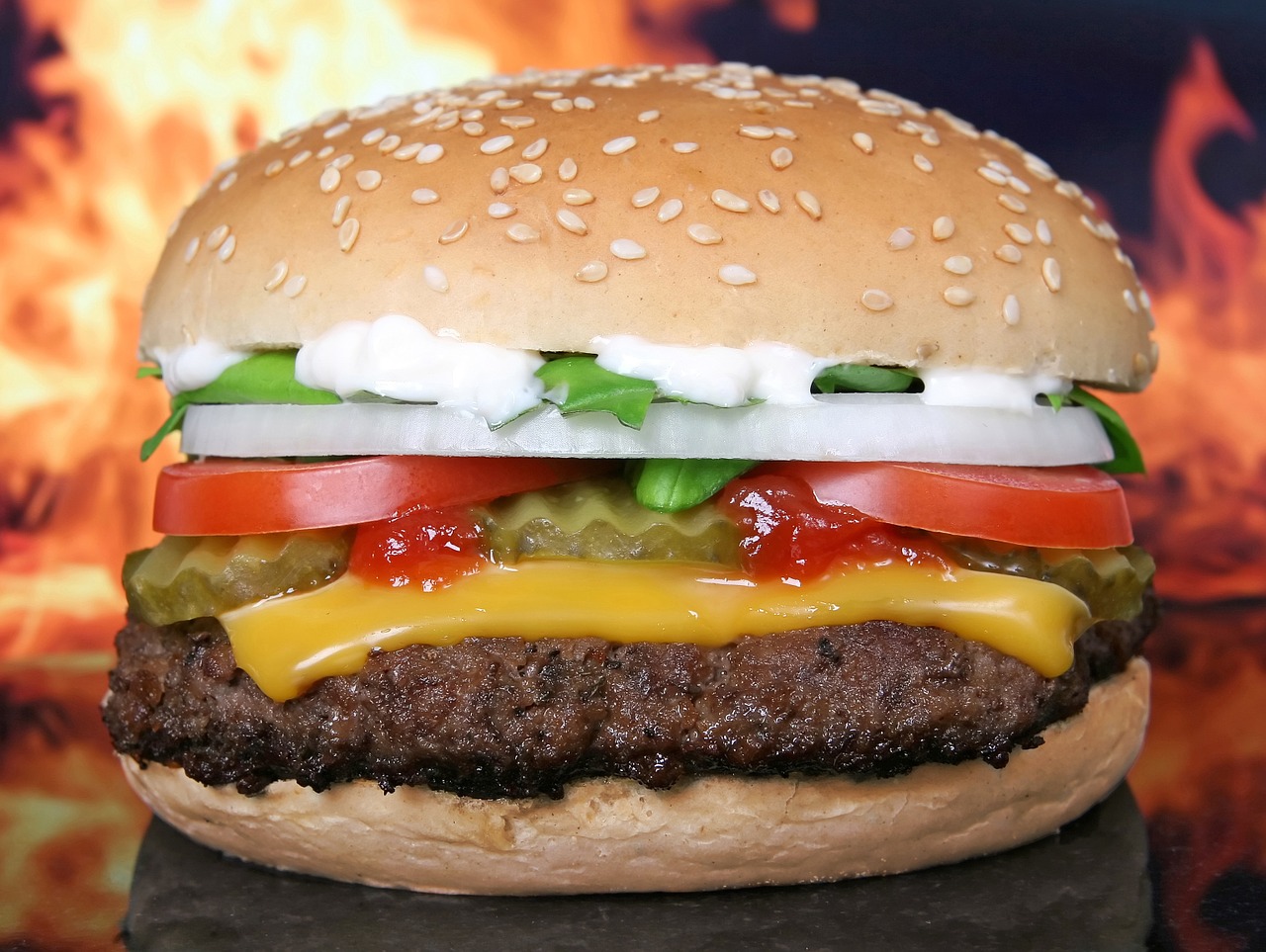 McDonald's veut réduire l'utilisation d'antibiotiques dans ses burgers
