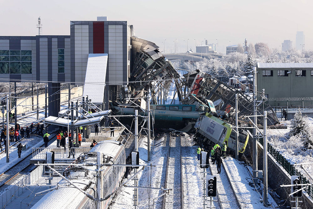 Turquie: 9 morts et 47 blessés dans un accident de train à Ankara