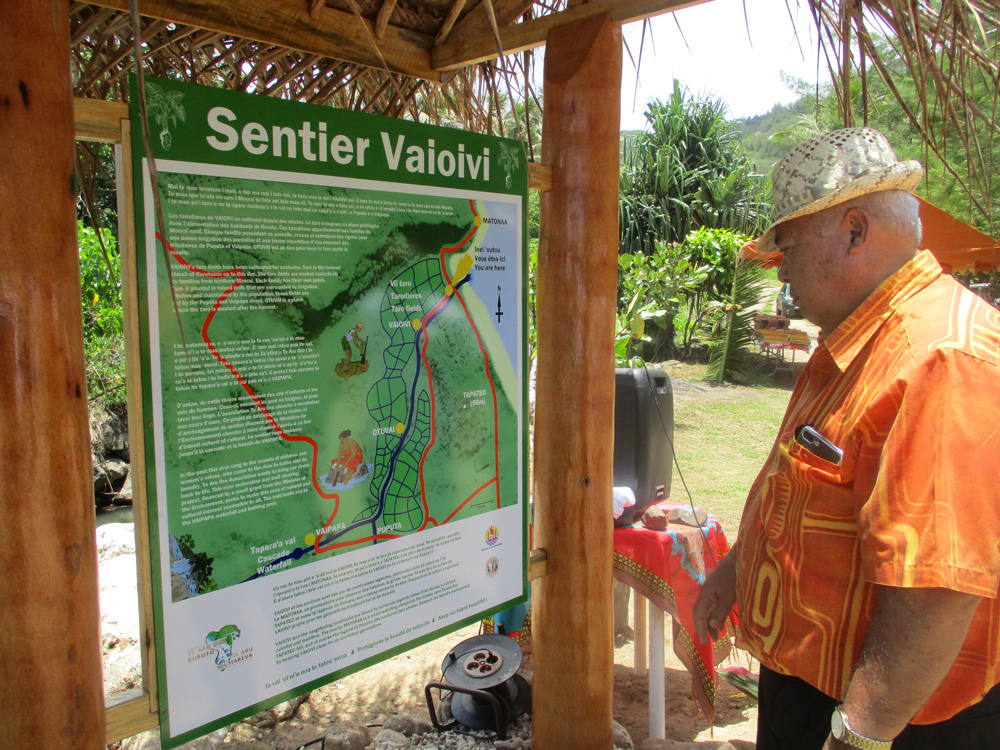 Rurutu: Un sentier « vert » entre rivière et tarodières traditionnelles