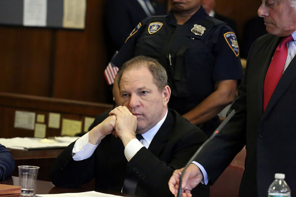 Harvey Weinstein de retour au tribunal pour demander l'abandon des poursuites