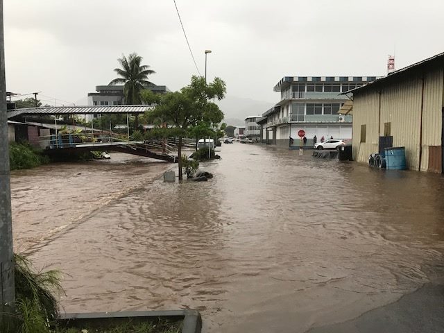 De fortes pluies s’abattent en ce début février sur une grande partie de la Polynésie française et particulièrement sur les archipels de la Société, placé en vigilance orange, et des Australes (centre et ouest).