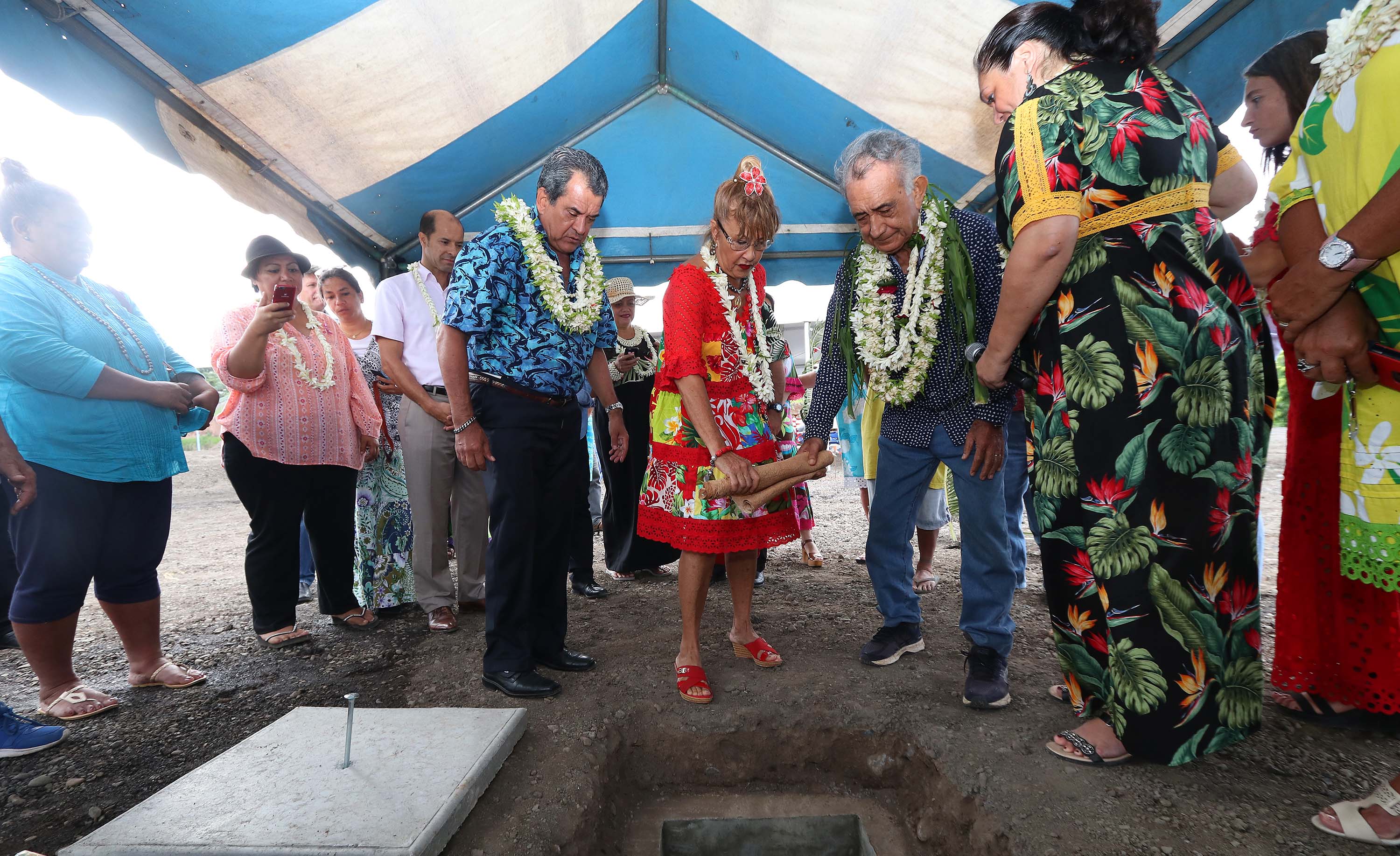 Première pierre du parc paysager de Hotuarea à Faa'a