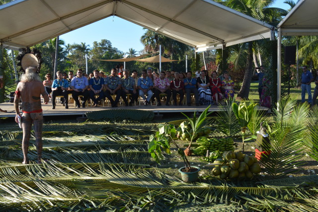 Cette pierre symbolise le lien indéfectible entre les peuples polynésiens de Nouvelle-Zélande et de Polynésie française.