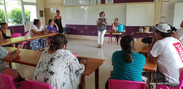 Durant huit semaines, une dizaine de parents suivront cette formation de soutien à la parentalité, à l'école Mama'o de Papeete.