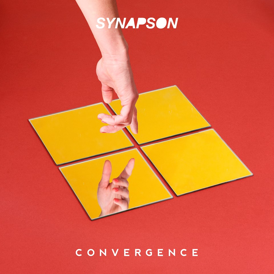 Disque d'or 2016, le second album "Convergence" regorge de tubes qui déferlent sur les ondes.