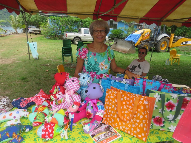 Viviane Lauvin est formatrice en couture.