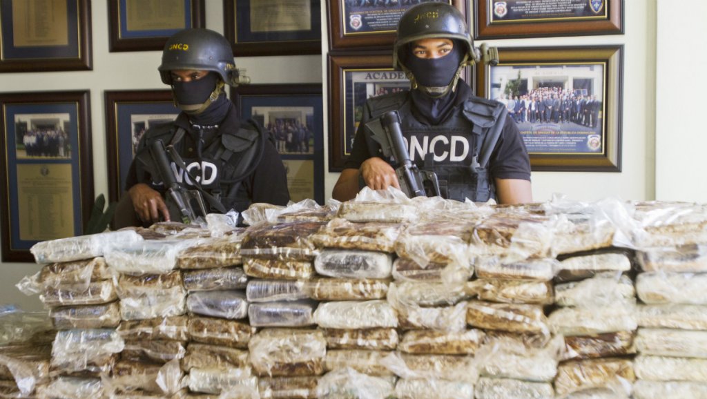 "Air Cocaïne": l'enquête des gendarmes, de Saint-Tropez au grill de la cour d'assises