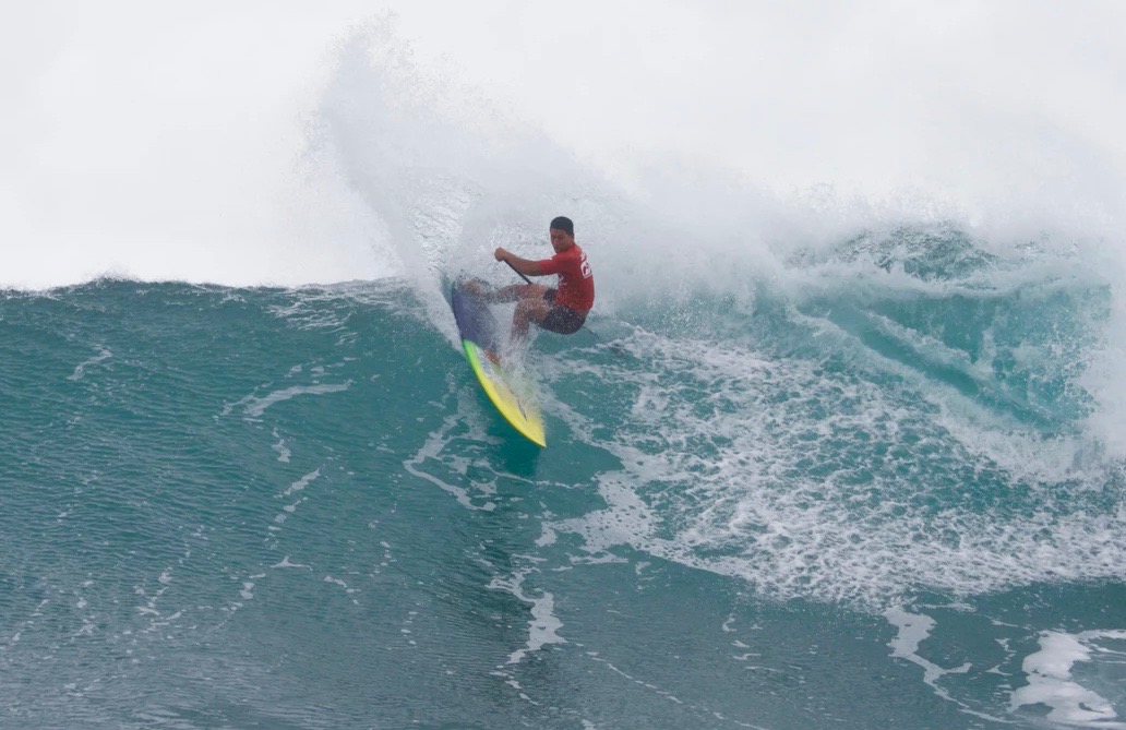 Poenaiki Raioha a mis "combo" ses adversaires grâce à une vague notée 9.77