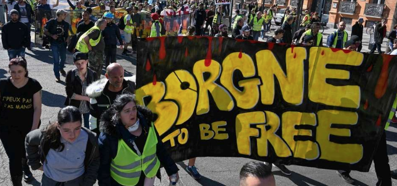 "Gilets jaunes": 14 blessés par la police portent plainte à Toulouse