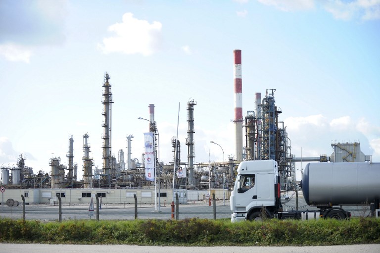 Fuite de pétrole en Ile-de-France: la raffinerie de Grandpuits arrêtée "plusieurs semaines" par Total