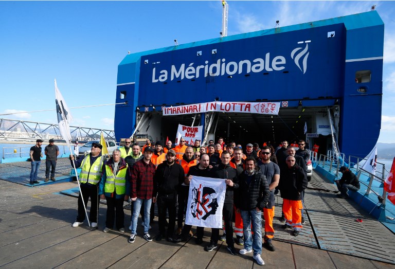 Corse: le port d'Ajaccio bloqué au quatrième jour de grève à La Méridionale