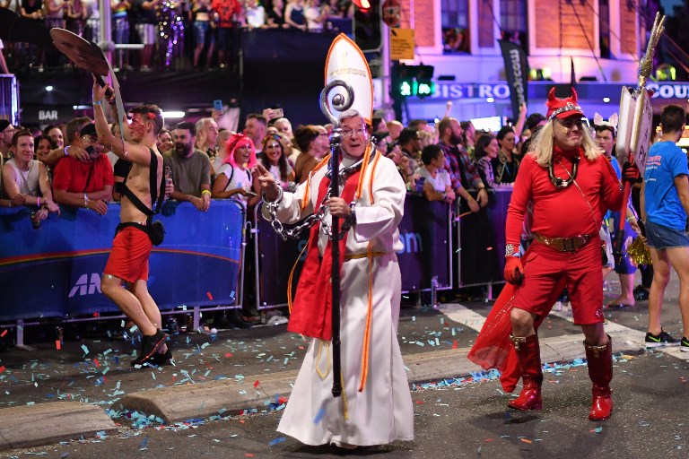 Sydney flamboie pour le Mardi Gras homosexuel