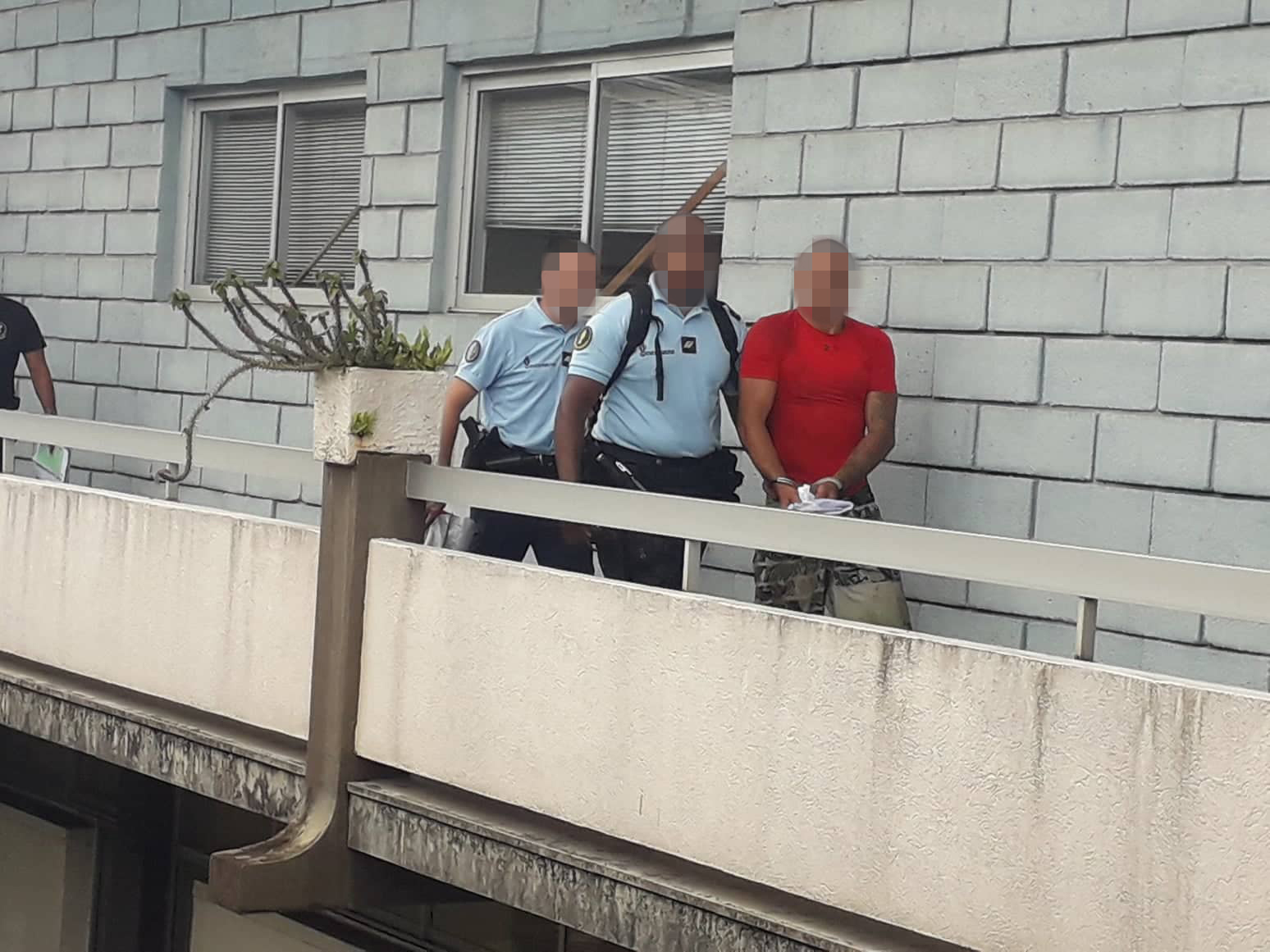 Un an ferme pour un homme qui terrorisait ses voisins