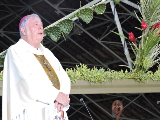 Prêtre soupçonné d'agressions sexuelles : Mgr Cottanceau a "le cœur serré et l'esprit bouleversé"