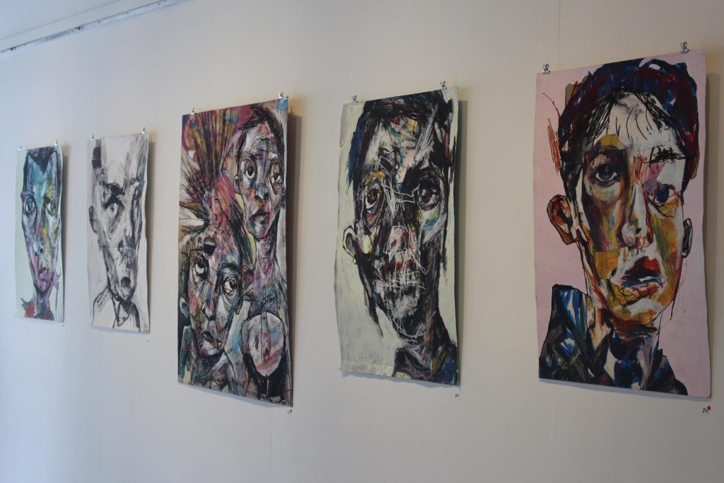 Trois artistes tongiens en résidence au centre des métiers d’art