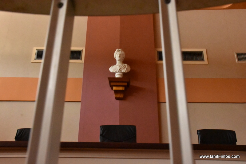 ​Mandat de dépôt pour l’incorrigible voleur