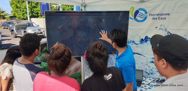 "Nous utilisons le SIG pour gérer le patrimoine invisible, c'est-à-dire, tout ce qui est canalisations, compteurs invisibles sous terre", indique Mehiata Riaria.