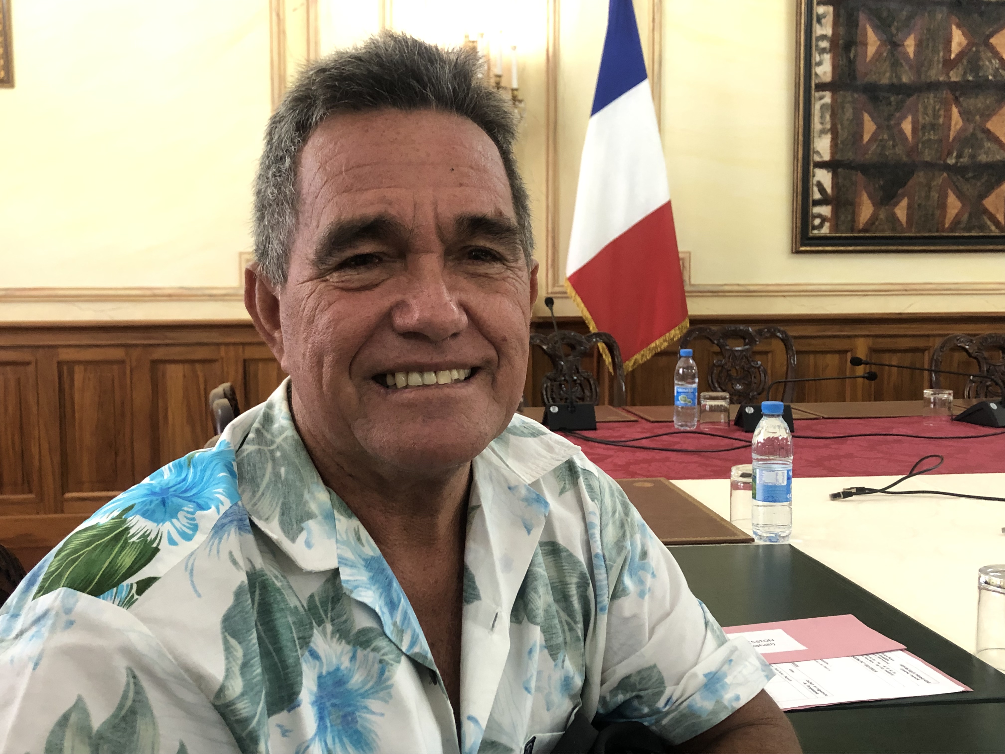 Rangiroa et Hao futures capitales des Tuamotu-Gambier