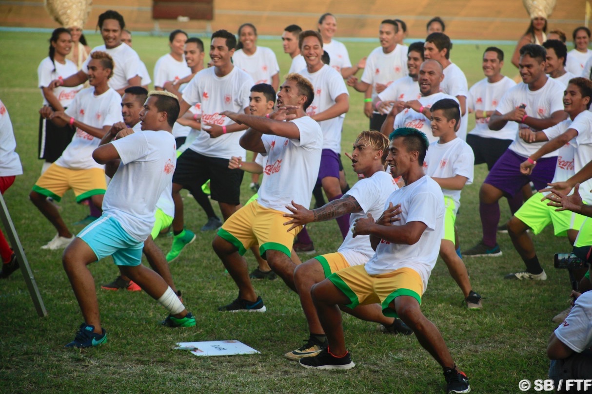 Moment de partage entre îliens