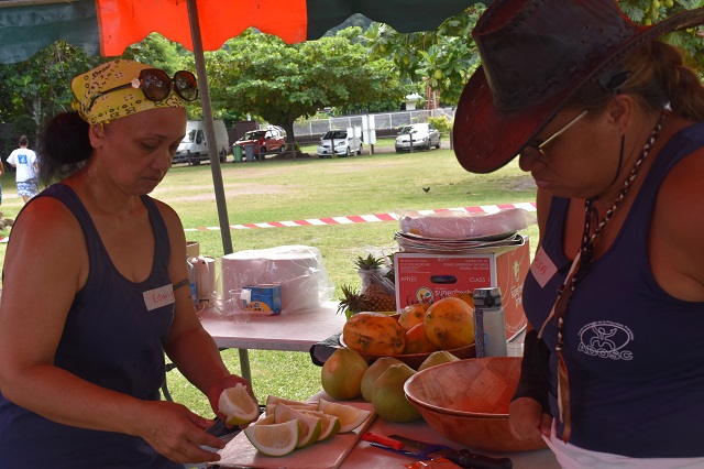 Un goûter avec des produits locaux a été préparé.
