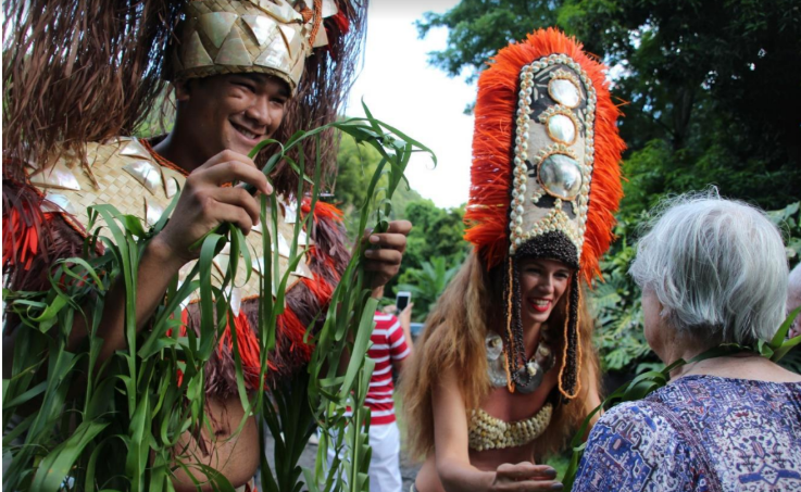 Pour en savoir un peu plus sur James Cook et Tupaia, des mini-conférences et une exposition retraçant leurs vies sont aussi au programme.  Photo : Tahiti Tourisme