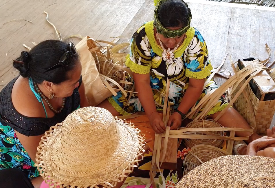 Des démonstrations sont mis en place sous le grand chapiteau, afin d'initier le public aux différentes activités.