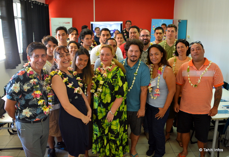 La deuxième  édition du Tahiti Code Camp a été inaugurée ce lundi simultanément à Tahiti et à Montréal.
