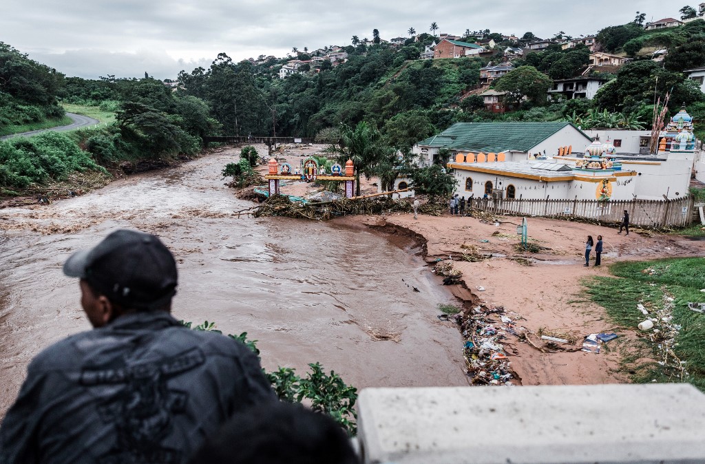 Afrique du Sud: 51 morts dans des inondations, le président Ramaphosa sur place