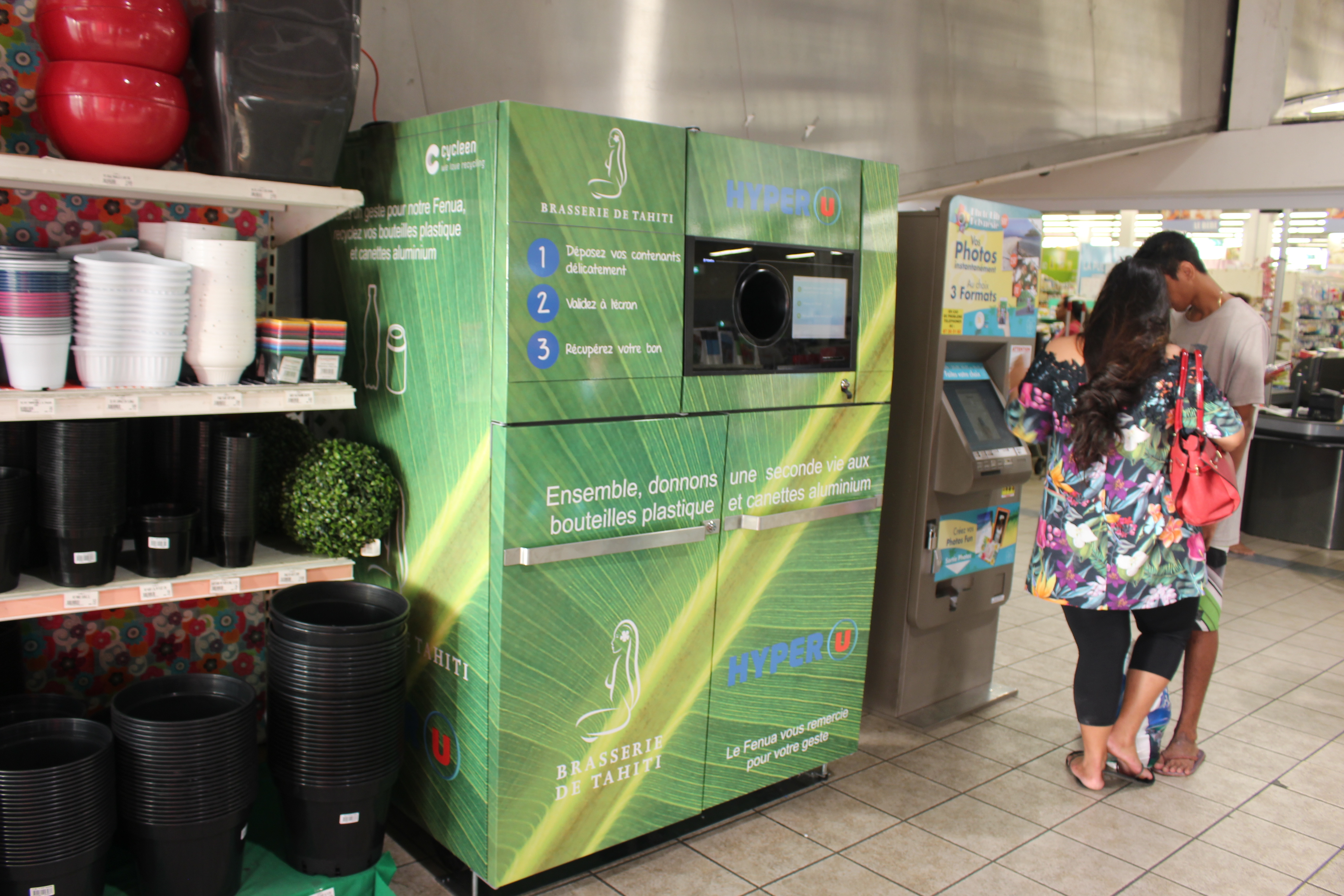 Des machines à collecter plastique et aluminium en supermarché