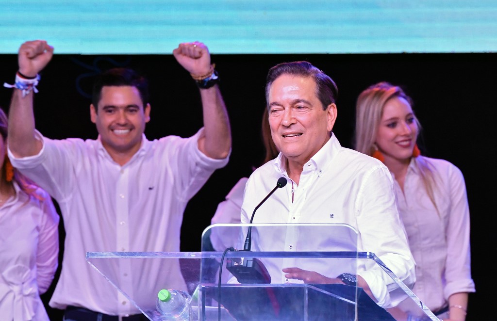 Présidentielle au Panama: courte victoire du candidat social-démocrate