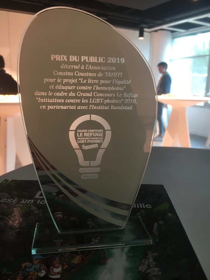 Le livre pour lutter contre l'homophobie : l'association Cousins Cousines récompensée