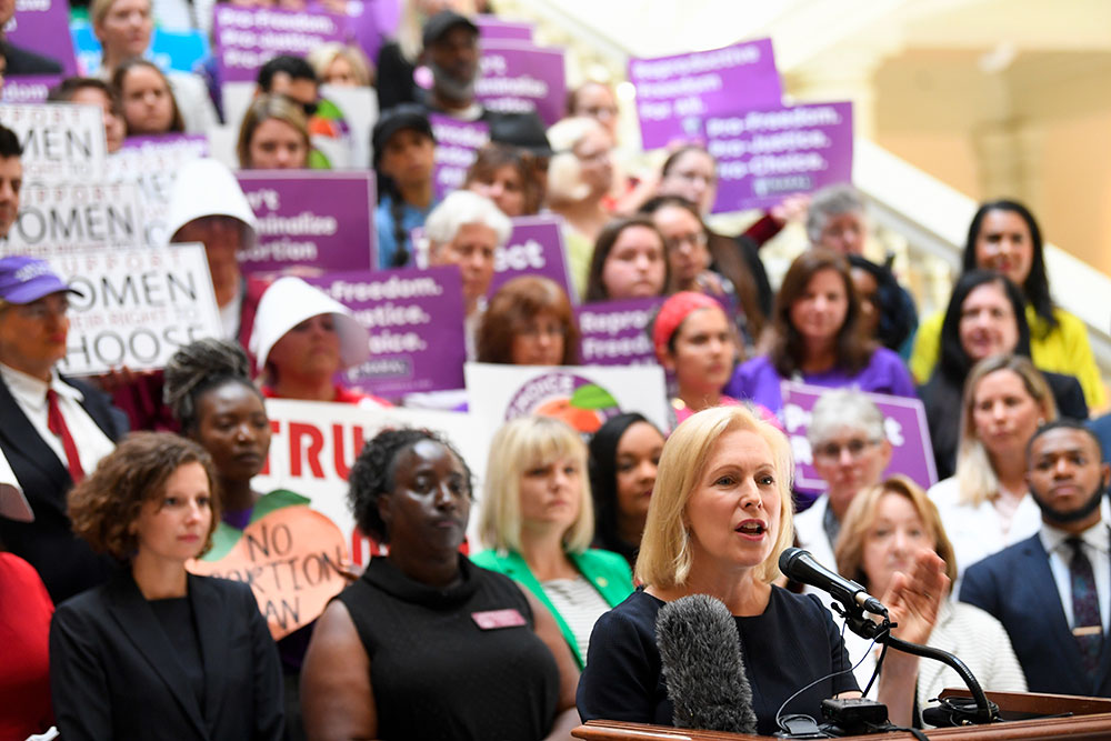 Etats-Unis: des milliers de manifestants en Alabama contre l'interdiction de l'avortement