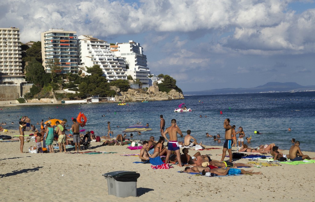 Baléares: un touriste tué et deux blessés dans des chutes de balcons