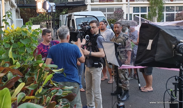 Parmi les acteurs confirmés, on retrouve Edouard Montoute qui a joué notamment dans la saga "Taxi".