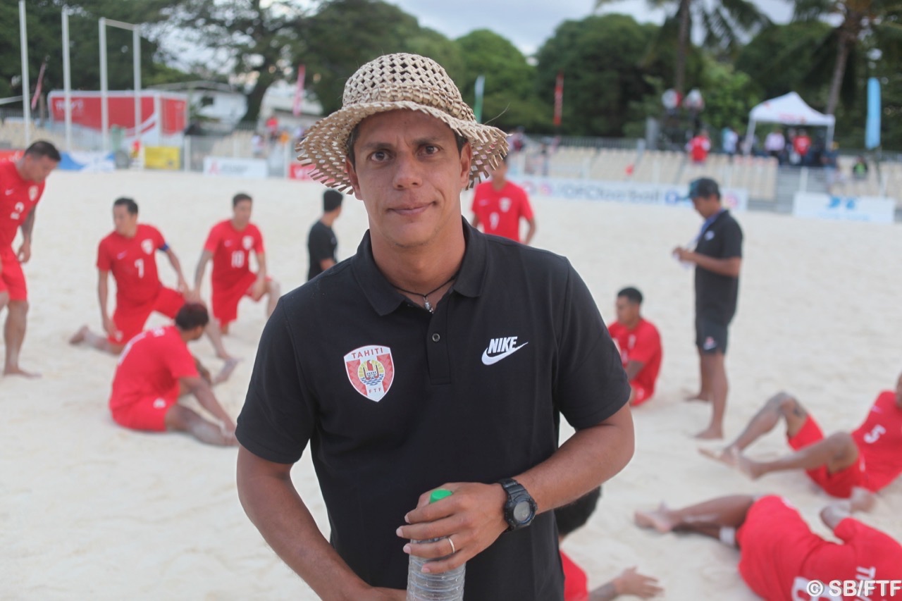 Naea Bennett, coach des Tiki Toa